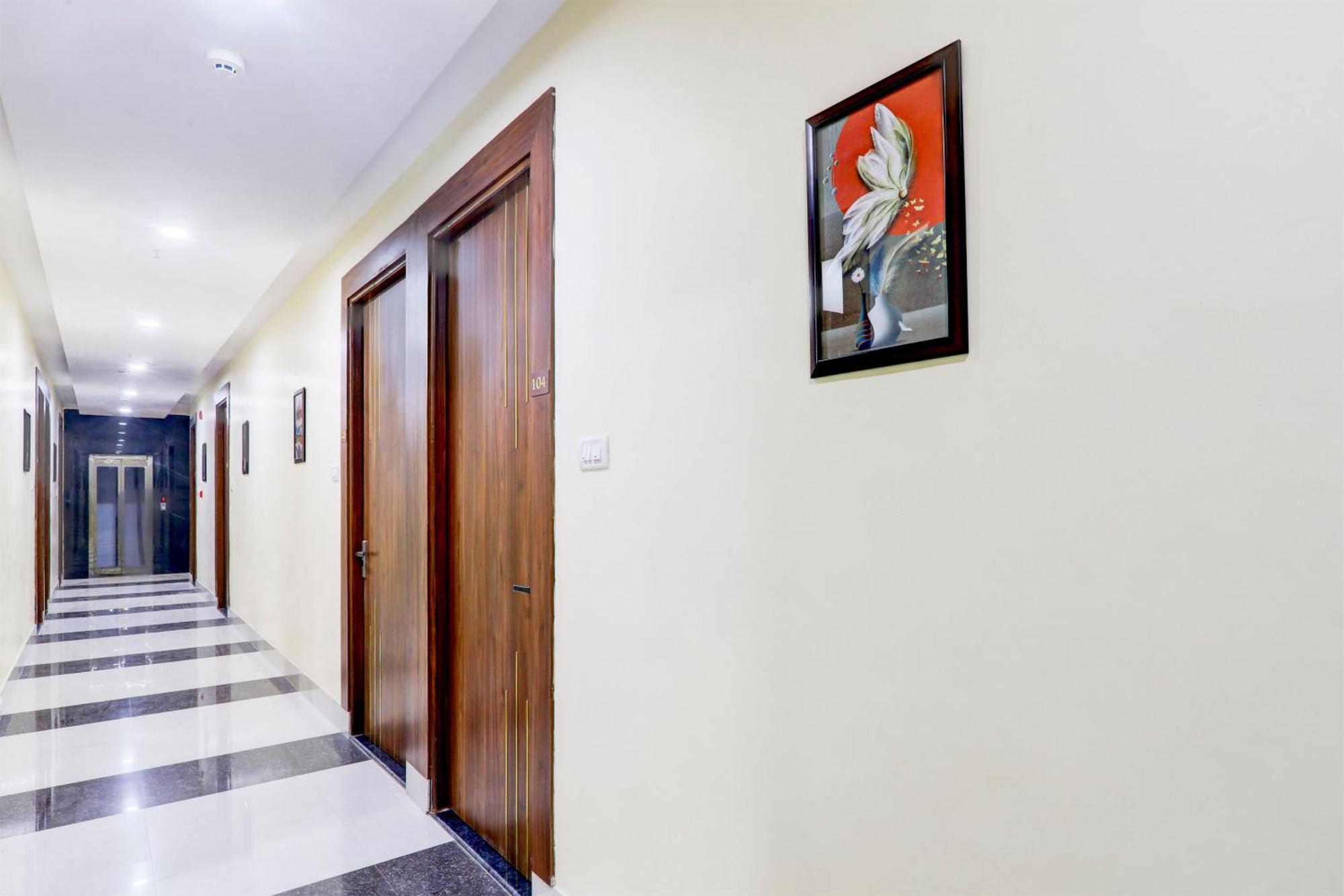 Готель Super Townhouse Gls International Лакхнау Екстер'єр фото